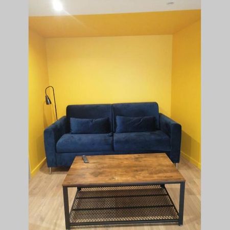 Charmant Appartement Avec Terrasse Pont-de-lʼIsère 외부 사진
